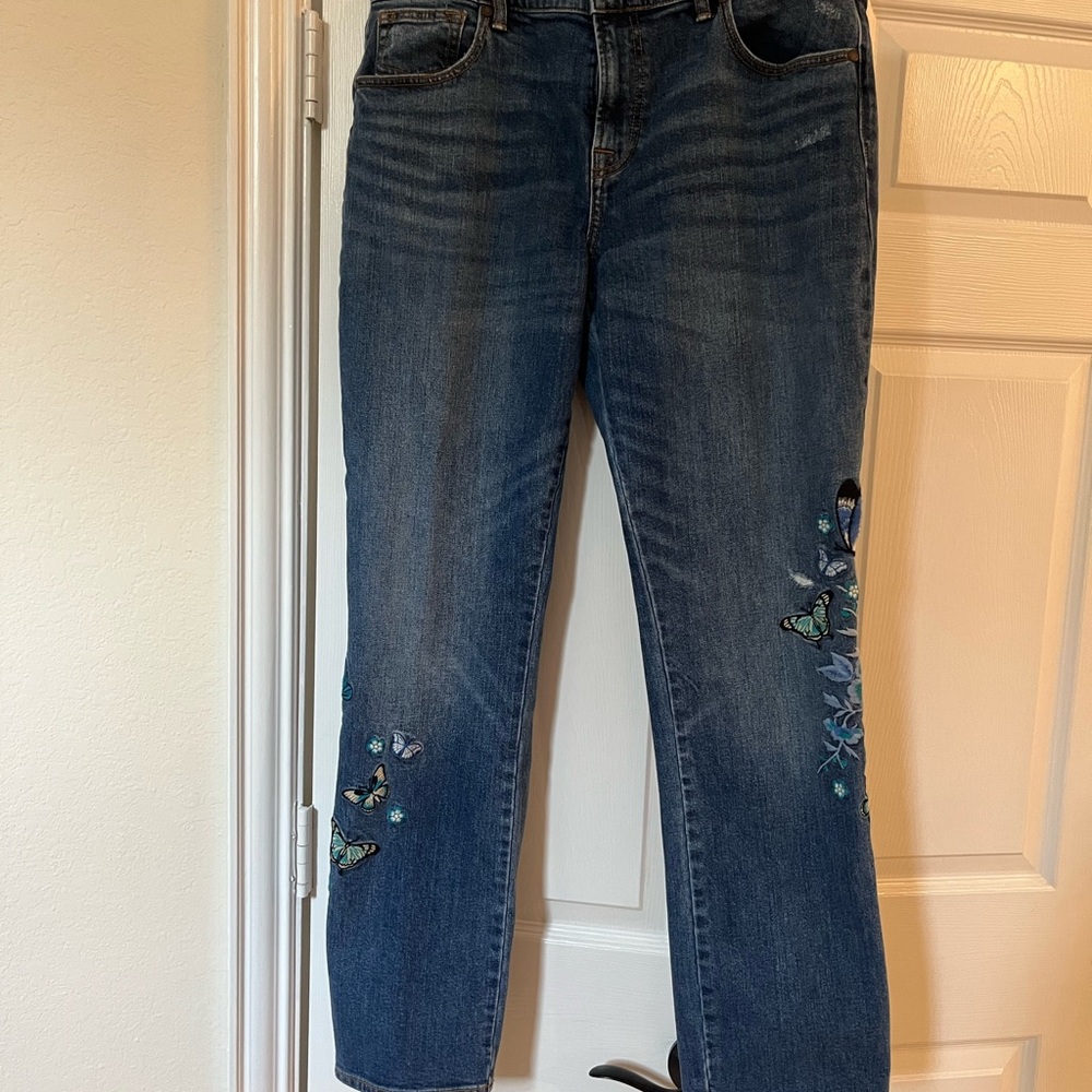 Johnny Was Dark Blue Embroidered Cropped Jeans-Mid Rise